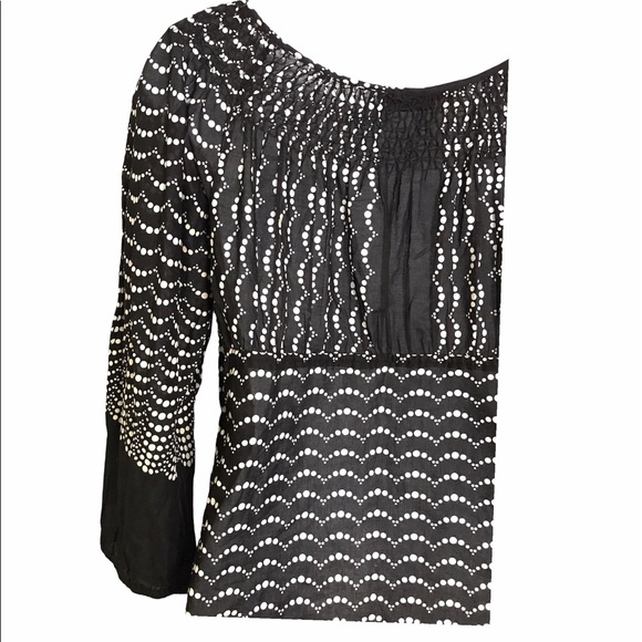 BCBGMAXAZRIA | Babydoll Vibe Polka Dot Blouse - Picture 6 of 10